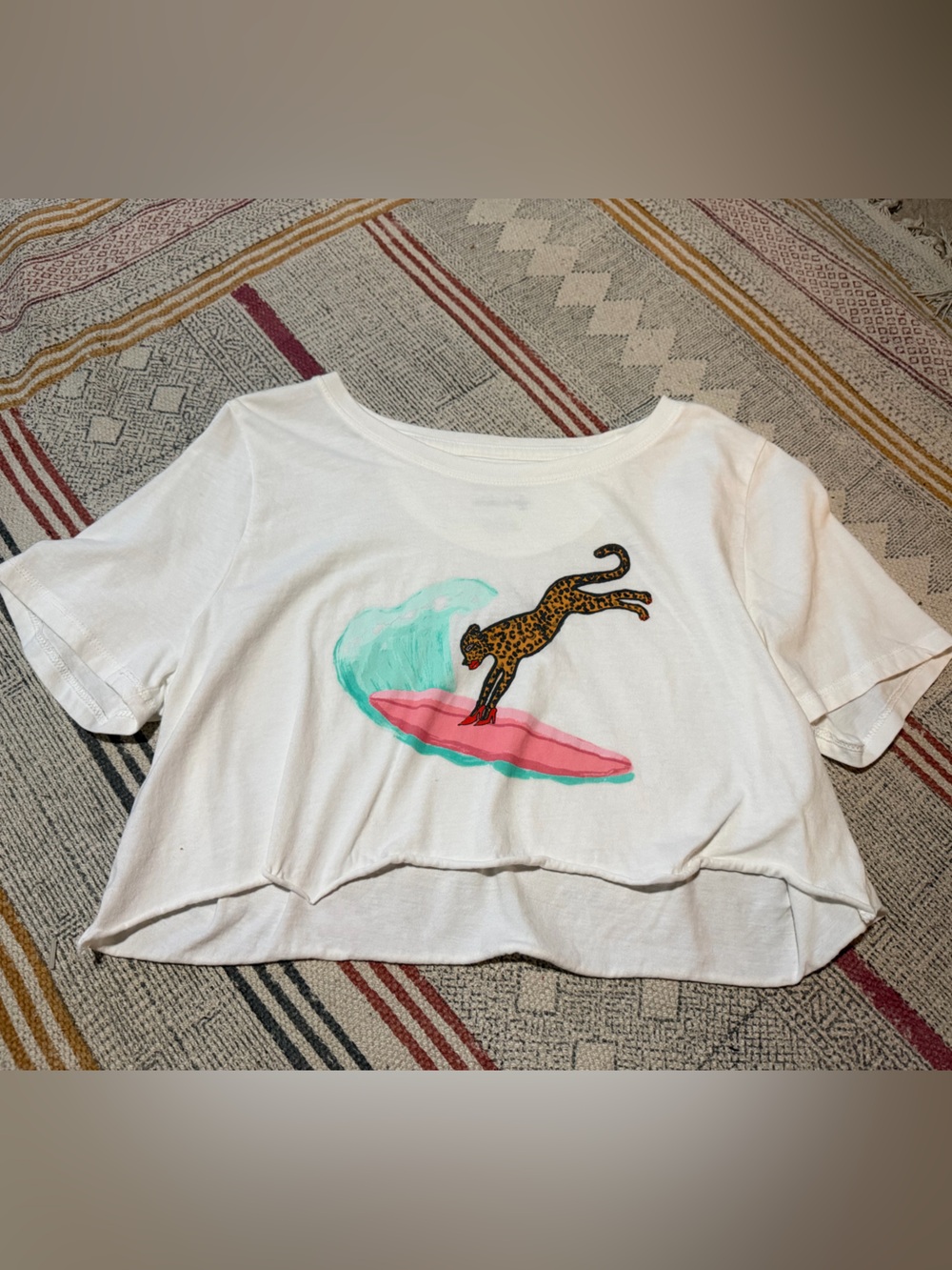 Anthropologie Kendra Dandy Surfing Cheetah Cropped Tee